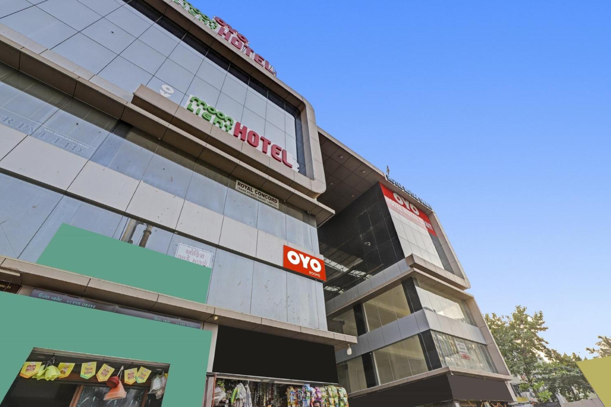 Hotel O Royal Orbit Surat Exterior foto